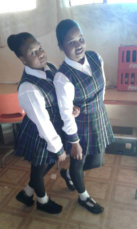 KeneilweShole's tweet photo. @hecticnine9 @SABC_2 @sabcchildren #GreekMonday
This is my friend and I from high school https://t.co/G3INnb1yfk