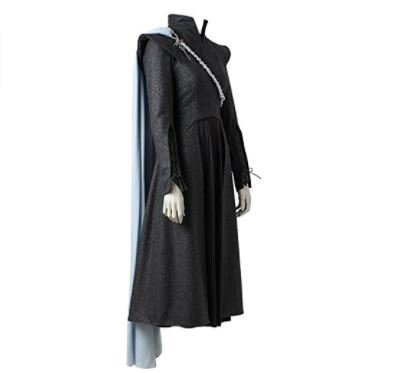 ladygeekstore's tweet photo. A girl has no costume. Check out the best #GameofThrones costumes for #cosplay and #Halloween here: https://t.co/0fpD8Ouka8 #costumeideas https://t.co/EMGI5MN1a1