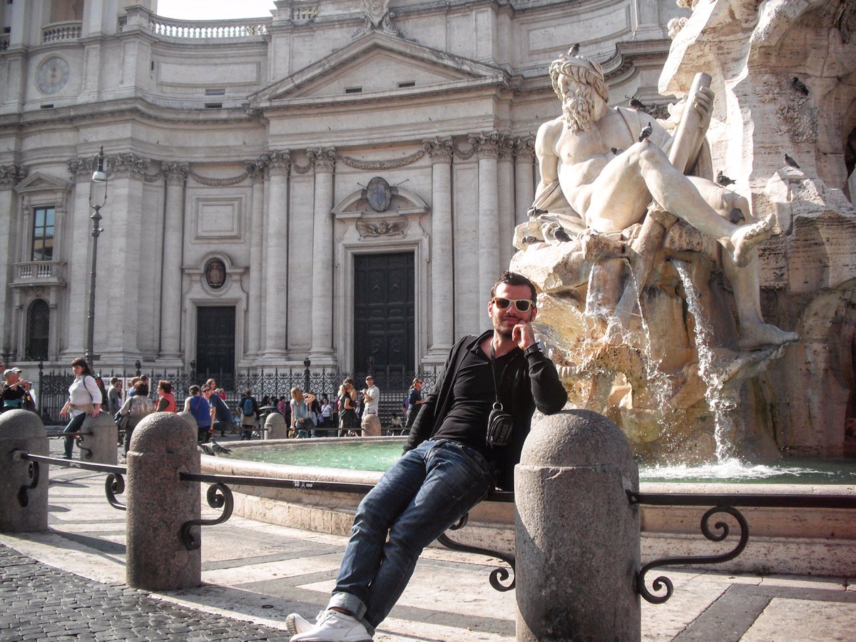 fabio_ingrassia's tweet photo. L'unica città al mondo dove si respira arte in qualsiasi angolo❤️ #Roma #art #love #culture #fantastic #world #remember https://t.co/ni1QiXPQpb