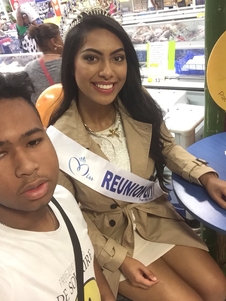 dada974prod's tweet photo. Photo avec miss Réunion 2017 @audreychane je t’adore bsx d’ailleurs j’en parlerai dans ma vidéo qui sort ce soir,chaîne ado T.V https://t.co/6djj5hphFb