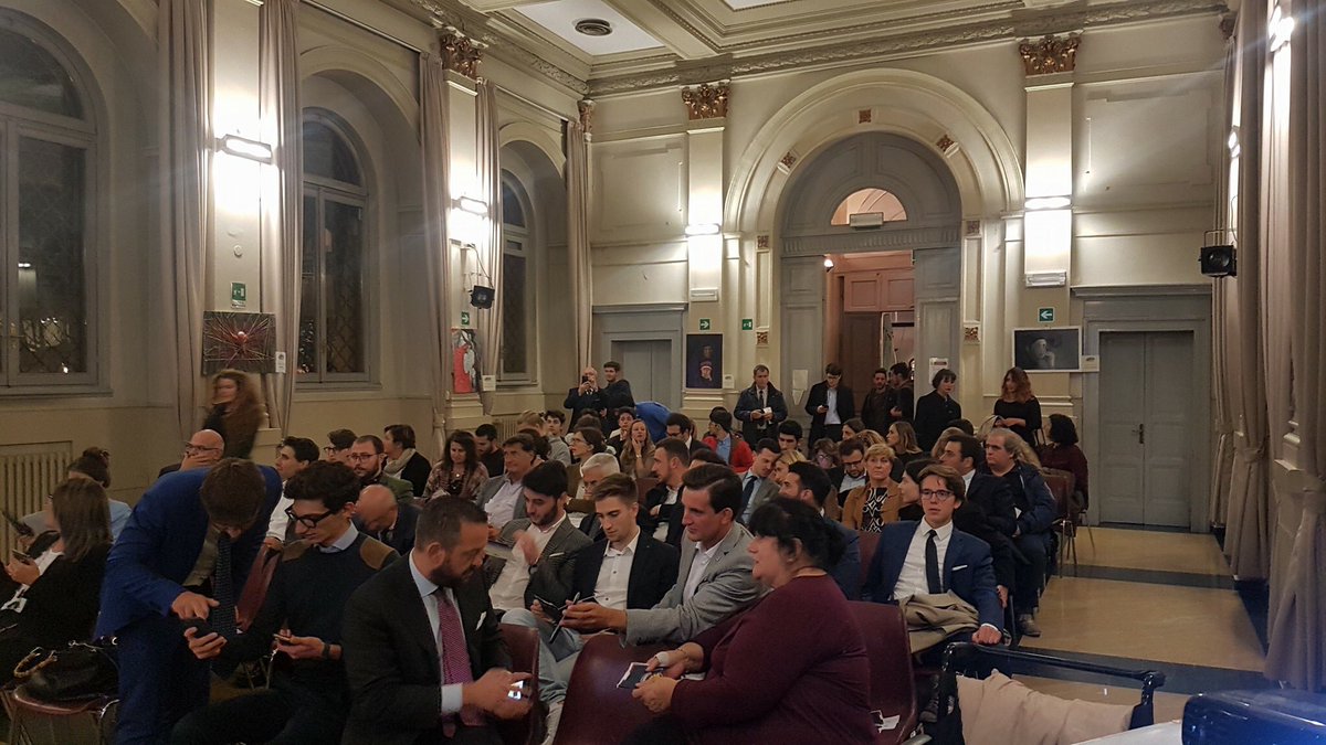 Pronti, partenza, dibattitoViviMi!
Fiero degli amici <a href="/VivimiMilano/">ViviMi</a> con cui ogni volta organizzo momenti del genere. Confronto, lavoro di squadra e coinvolgimento di nuovi amici ogni volta sono le nostre parole d'ordine
#Milano #Autonomia #Fiero #Amici #ViviMi #NoiCiSiamo