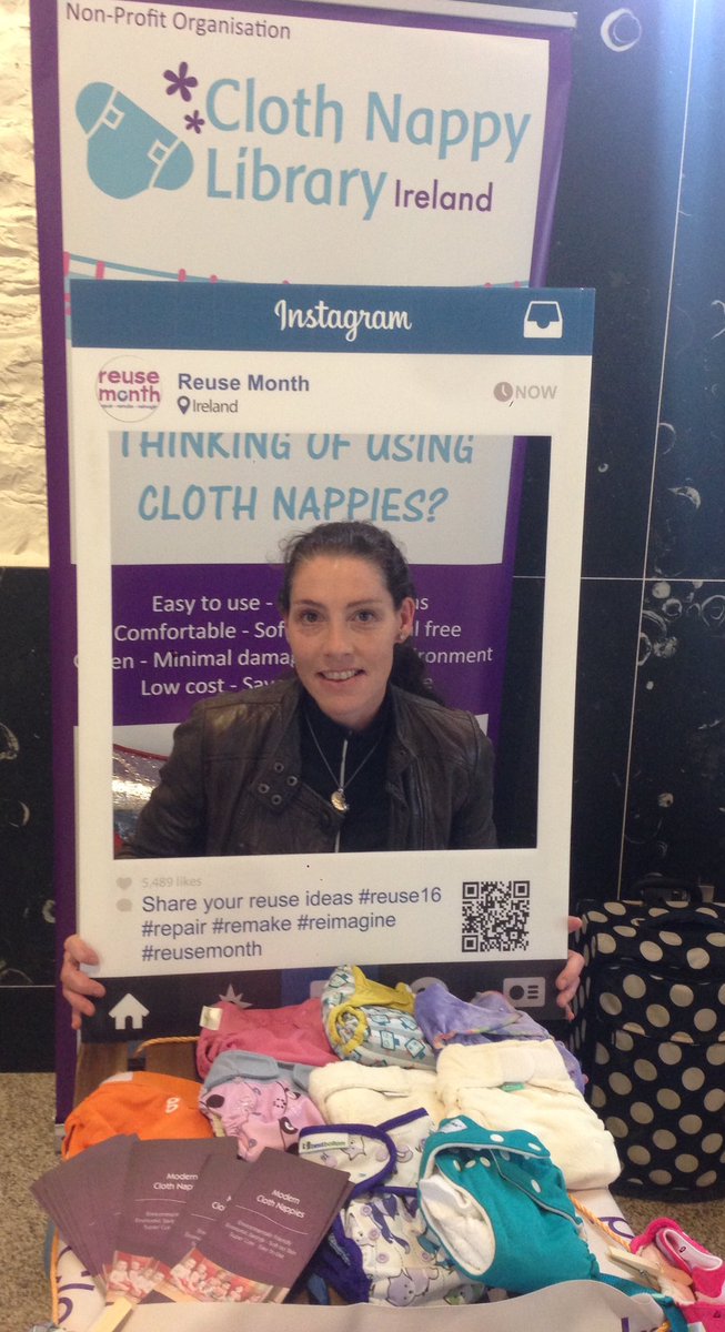 ShamrockSpring's tweet photo. Thanks @fionamacky supporting #ShamrockSpring #ReUse17 festival & Baby Market Ireland #Nappy & #Sling library sustainable parenting options https://t.co/Obus6Nj6MX