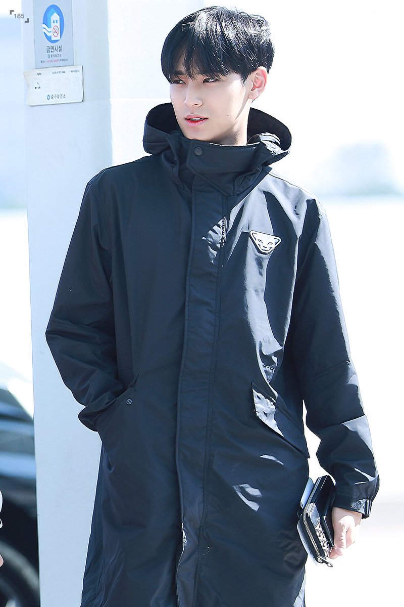 185nim's tweet photo. 170928 #민규 #세븐틴 #MINGYU #SEVENTEEN - The best things happen unexpectedly 😍 https://t.co/j5pELq2WCL