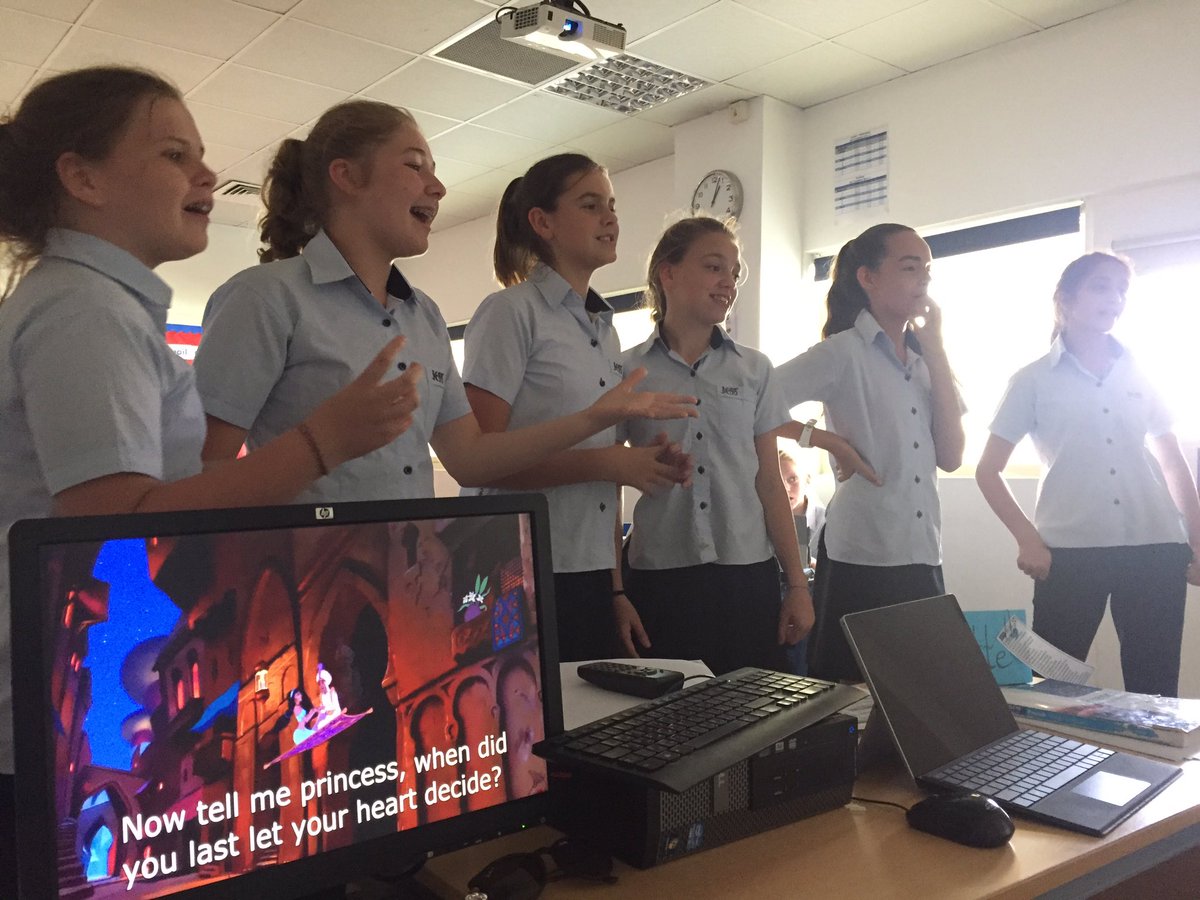 JESSYear8's tweet photo. 8CGO girls are karaoke stars ! ππ€@JESS_Secondary #JESSPerformance #JESSSocialValues https://t.co/oKrXp5S6Nc