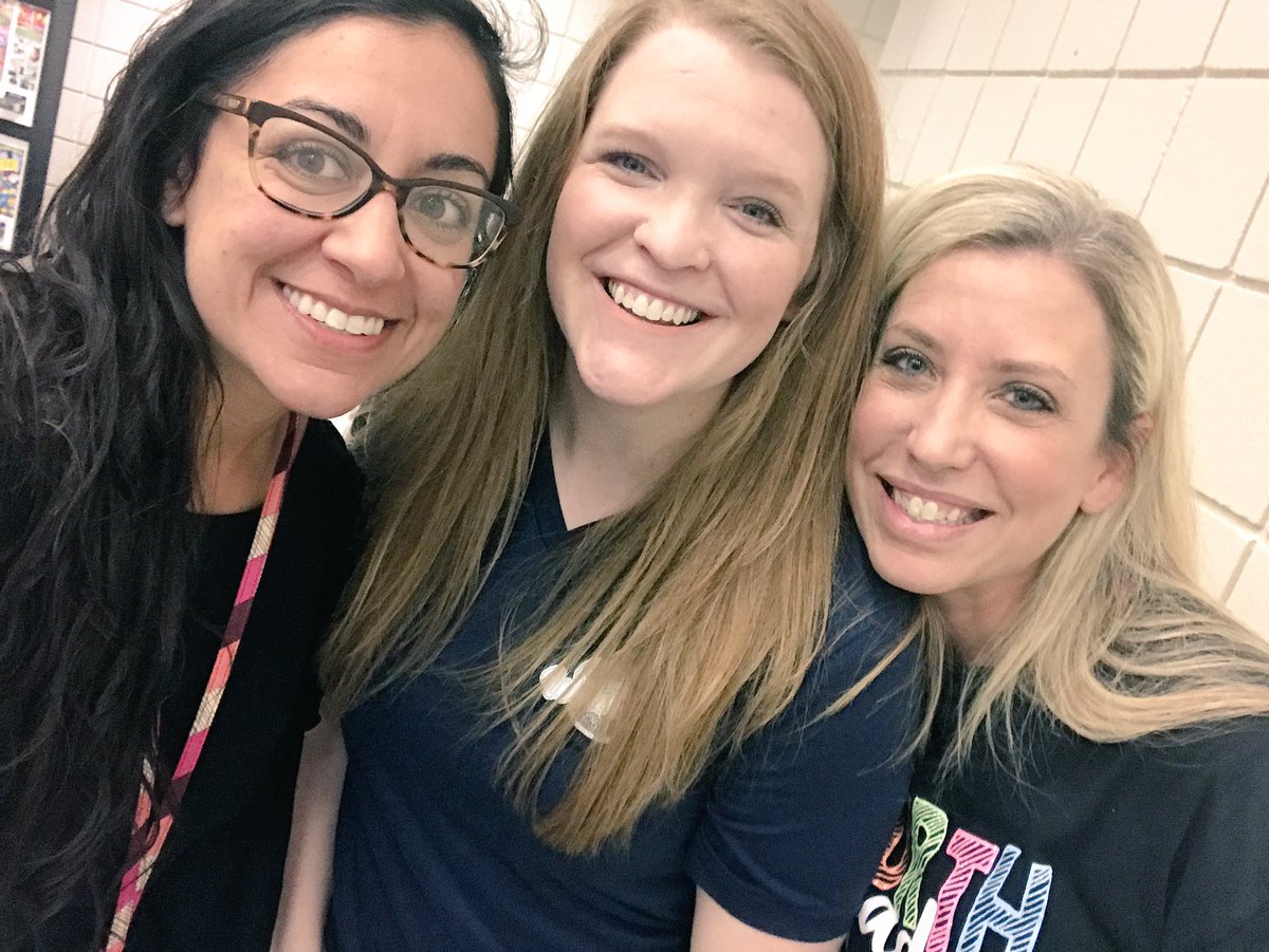 michellegaines_'s tweet photo. Find your #teachertribe. Love them hard. Even from afar. ❤️ #teamtomball https://t.co/1nR0PbZq2W