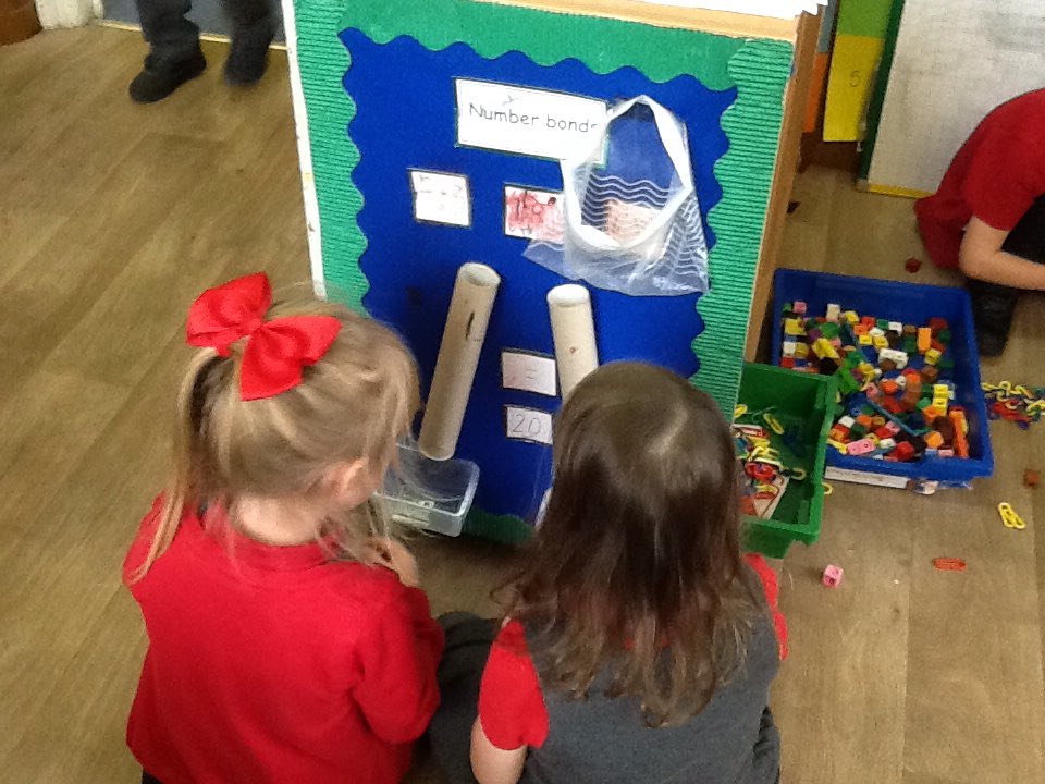 MrsJones/MrsAttewell tweet media