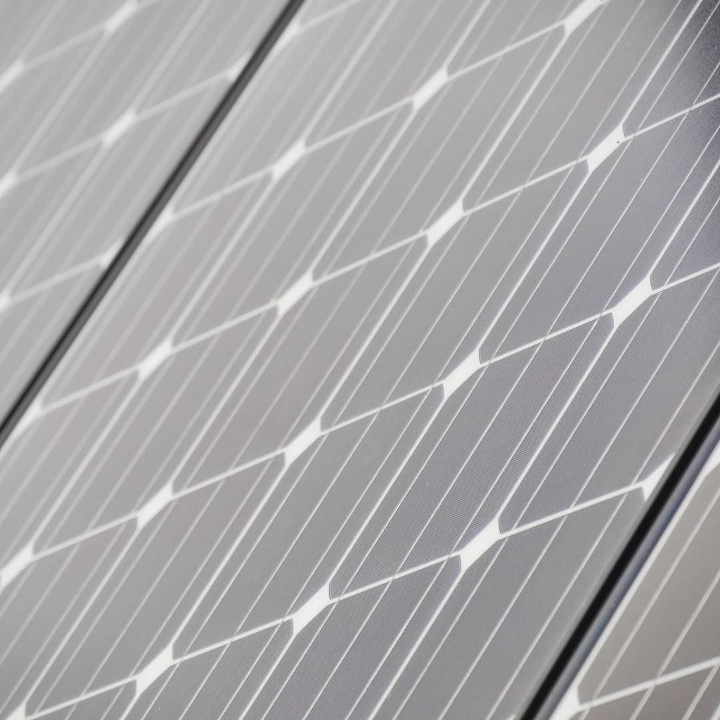 CarlThornton's tweet photo. It’s about time these were everywhere, if they can be on a remote mountain they can be on houses #Solar #Panels #SolarPanels #Technology #E… https://t.co/ZmDOlX3ZYA