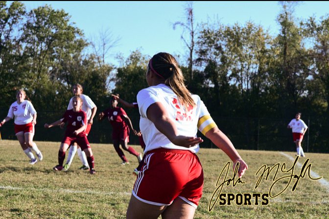 WoodinBella's tweet photo. Everyone come out and support for our senior night!!! The game is home vs Manchester at 5!! ❤️⚽️ #gocards @soccer_sandy https://t.co/EED4kTHxsL