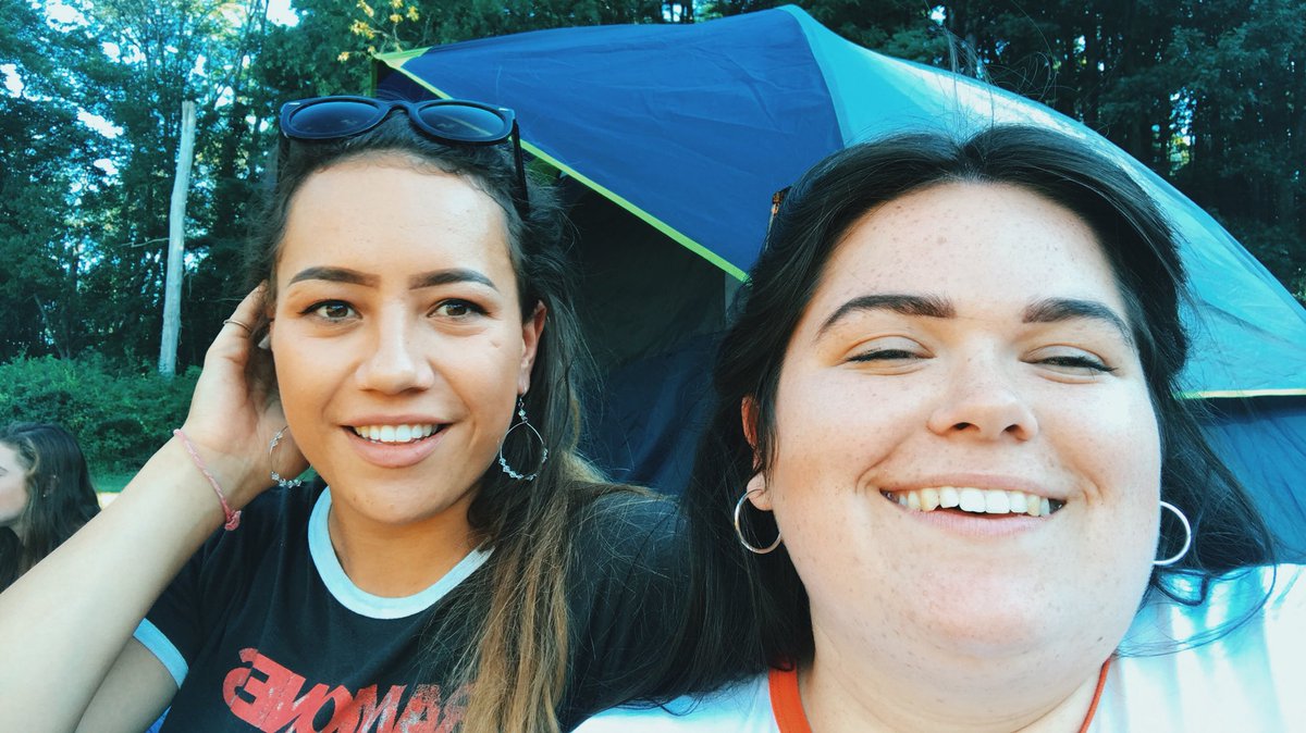 _caitlinclark's tweet photo. been jst over a month since i came out to my family n mates n somehow talked ma best pal into bein my girlfriend 💛🏳️‍🌈 https://t.co/hLG1xJ4y1c