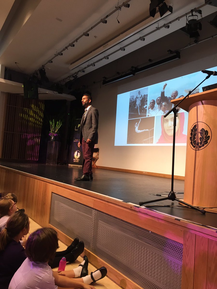 PippaWadey's tweet photo. Thank you SO much @Bobby_Seagull for rounding off the perfect day @putneyhigh for #PIE2 Day. Couldn't have ended the day in a better way! https://t.co/7PDaL5xaFi