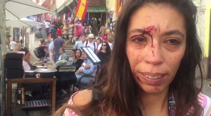 Poble_Lliure's tweet photo. ⚠️ L’Estat feixista espanyol permet les agressions avui a València, ahir a Barcelona, i el dissabte a Palma https://t.co/G6KBNgatEQ
