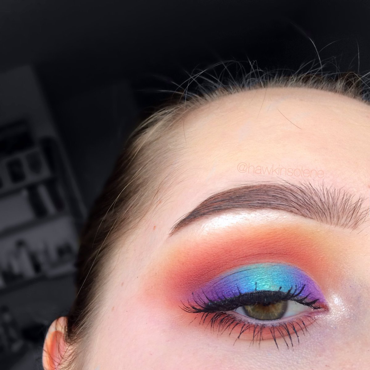 hokihime's tweet photo. je m'amuse avec ma nouvelle palette💜 (insta: hawkinsolene) https://t.co/WCdzgGV0Aa