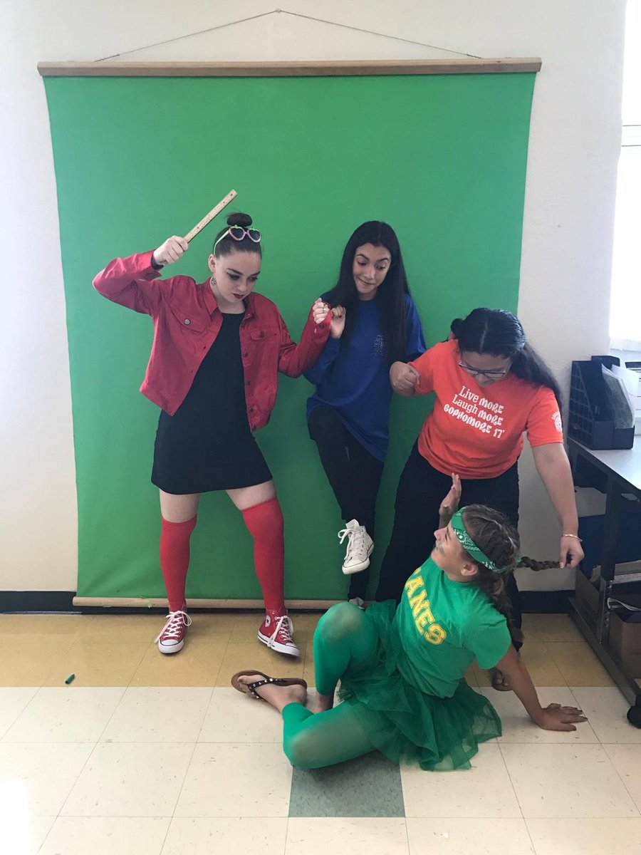 NewspaperCshs's tweet photo. HOCO SPIRIT WEEK 2K17 Y'ALL BETTER BE READY FOR THESE STORIES!!!!! LET'S GOOOO https://t.co/Ftl8FwqZ1p