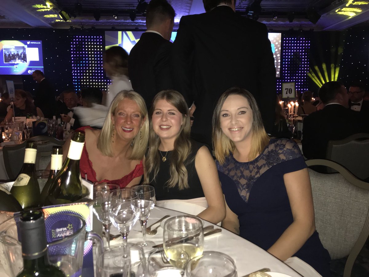 MitieMiworld's tweet photo. #BIFMAwards fever! https://t.co/2rxLwY4iBu