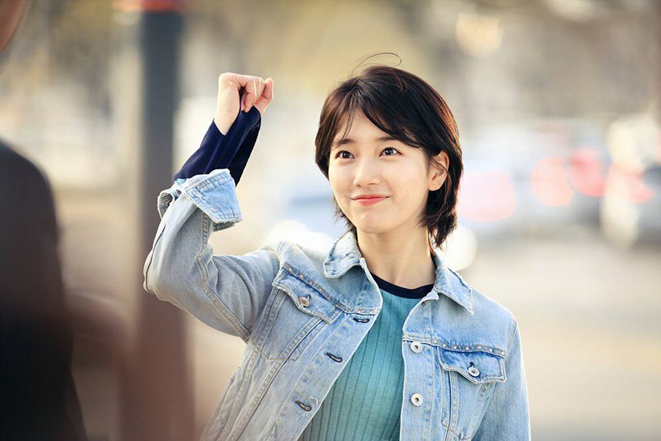 BAE SUZY HAPPY BIRTHDAY  