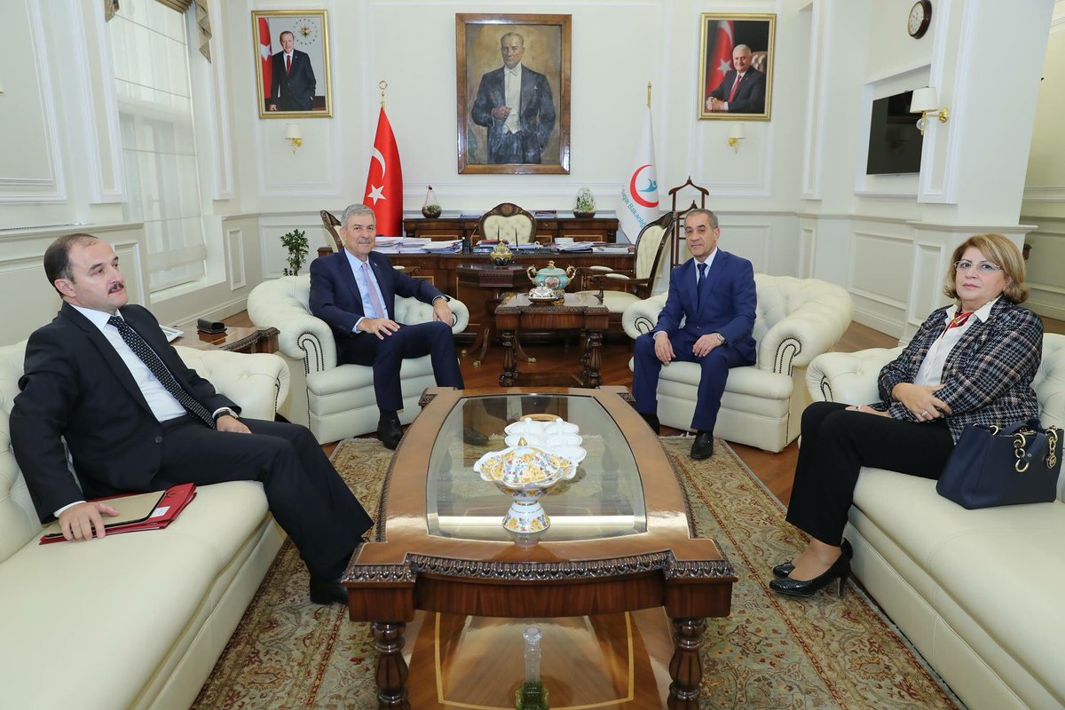 saglikbakanligi's tweet photo. Bakanımız Nahçıvan Sağlık Bakanı'nı kabul etti.

📝 https://t.co/iBSkHF4tE9 https://t.co/KpXj2cBLGy