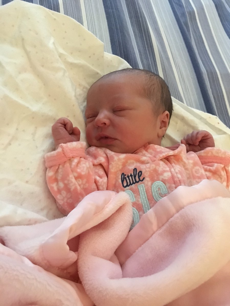 GBBCMidwives's tweet photo. Baby Cecile arrived quickly and allowed her mama the vbac she desired
#gbbc #gbbcmidwives  #gentlebeginnings #gbbcbaby #ihadagentlebeginning https://t.co/NNLIUGvBw2
