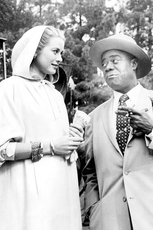 soulrideblog's tweet photo. The Rev. Satchelmouth as Greek chorus/narrator is one of the greatest charms of #HighSociety #TCMParty #CanYouDig https://t.co/VZRmlvZz7I