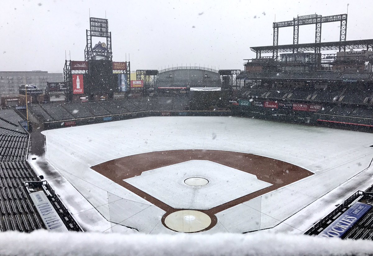 Rockies's tweet photo. Baseball weather. https://t.co/HUVZhkGVyr