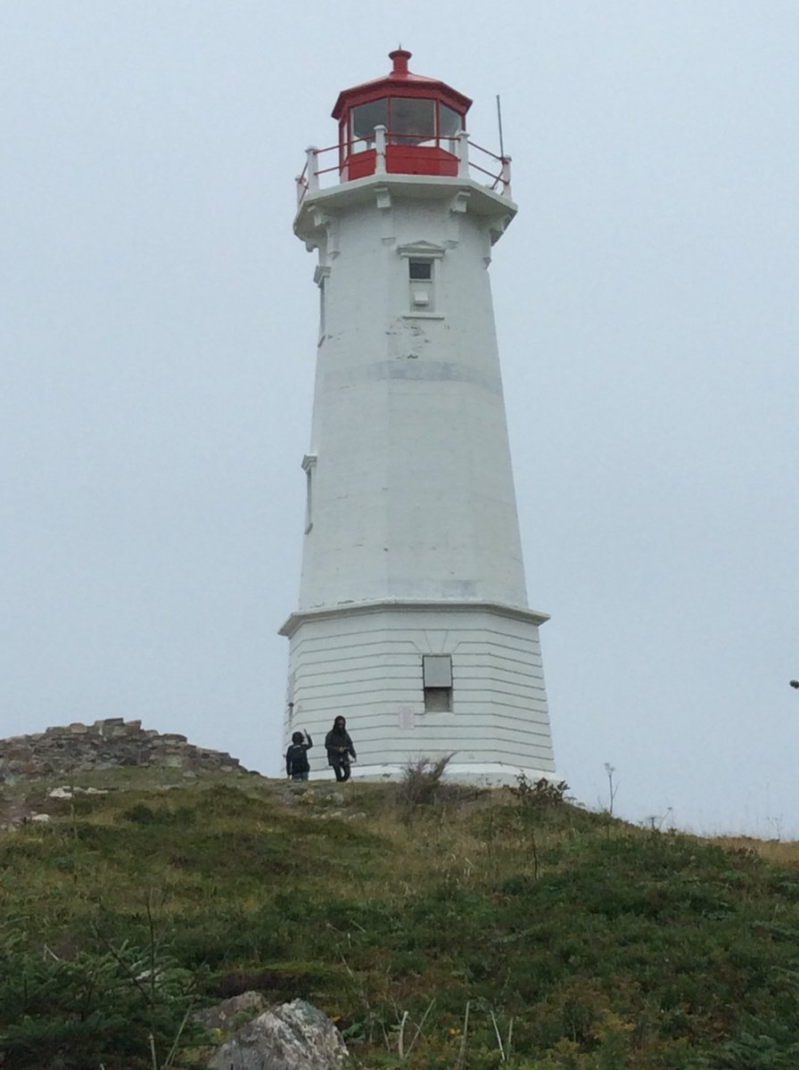 TourismCB's tweet photo. Our #GoMedia2017 travel media enjoying @ParksCanada_NS #Louisbourg #Lighthouse #ShareTheChair #TimeToConnect @ParksCanada #ExploreCB https://t.co/Tg5VxyYIro