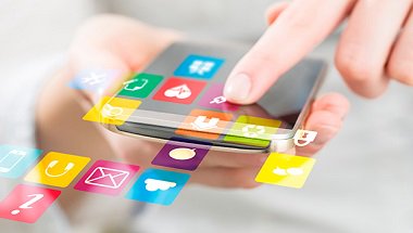 NICEComms's tweet photo. It's #WorldMentalHealthDay. Read about our work assessing digital therapies to help treat anxiety and depression: https://t.co/iXmUpIWTVT https://t.co/BP93gvghZm