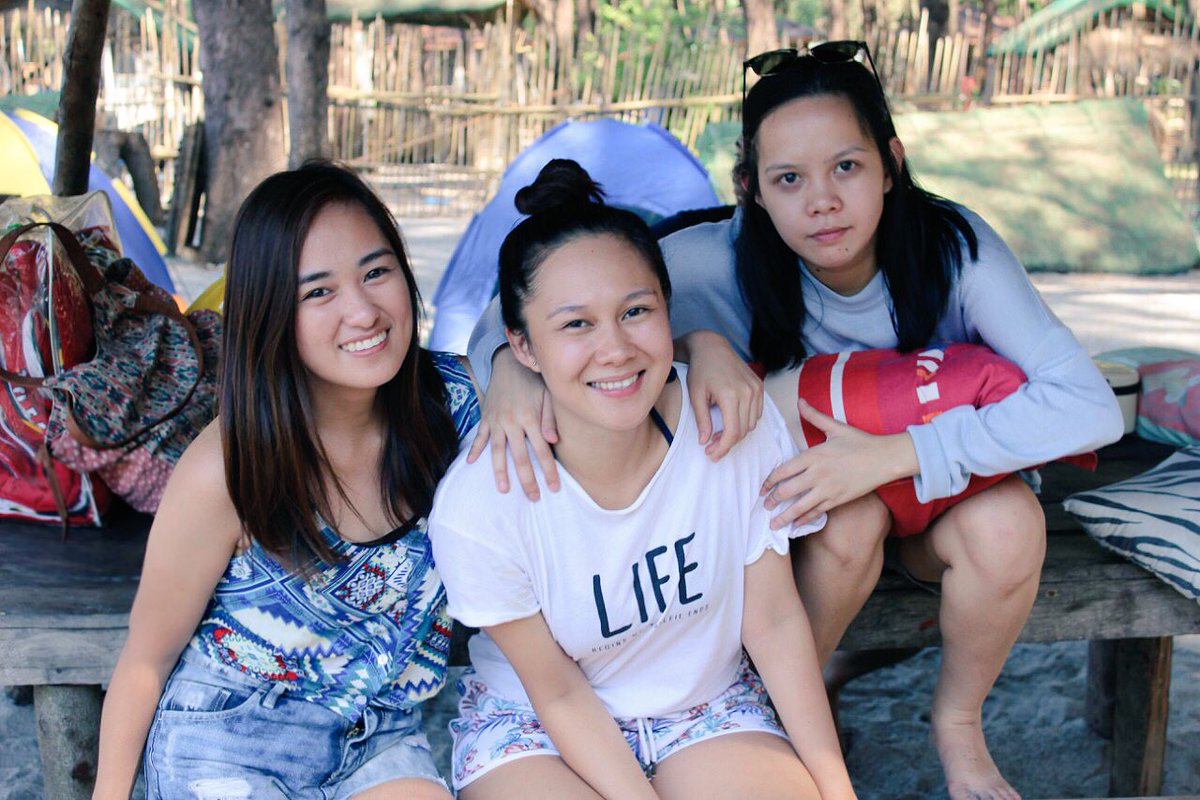rubyjoygaray's tweet photo. Always Yolo is our Motto. ๐๐คฃ #Sizzums #Anawangin #beachin @stphlm @RochelleLimm https://t.co/G7HIBR1iTb