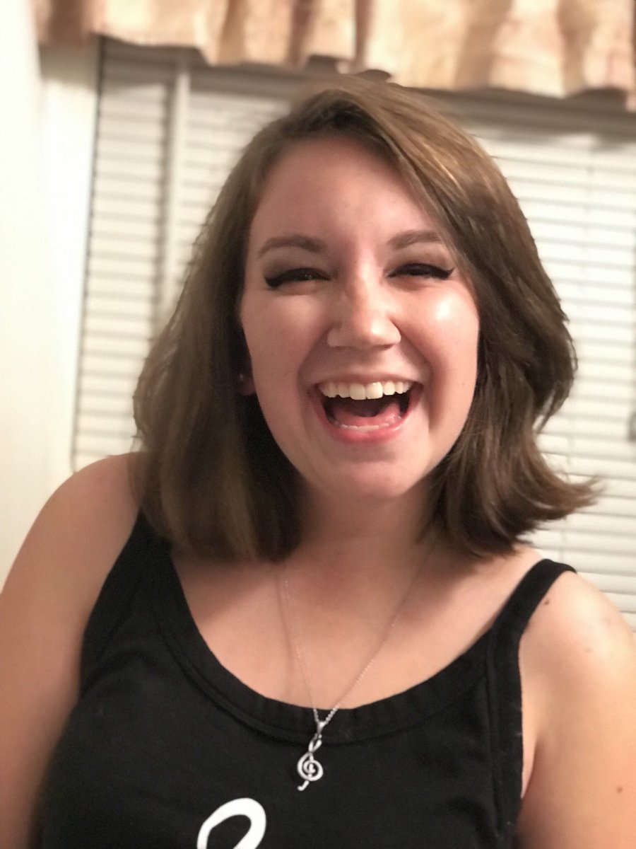 spooptheloop's tweet photo. New hair, new me. ☺️💇 https://t.co/8pIQOinAEI