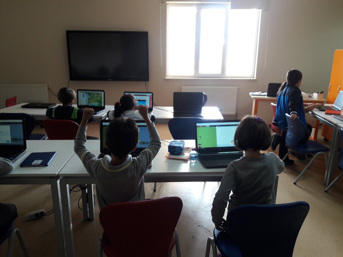 nursenozdmr38's tweet image. #codeweek #bkegitek #europecodeweek