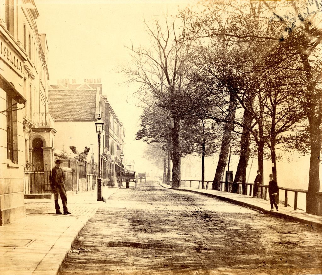 Revisit Whistler’s neighborhood on the Bento blog in "The House with the Copper Door." 

bento.si.edu/a-closer-look/…