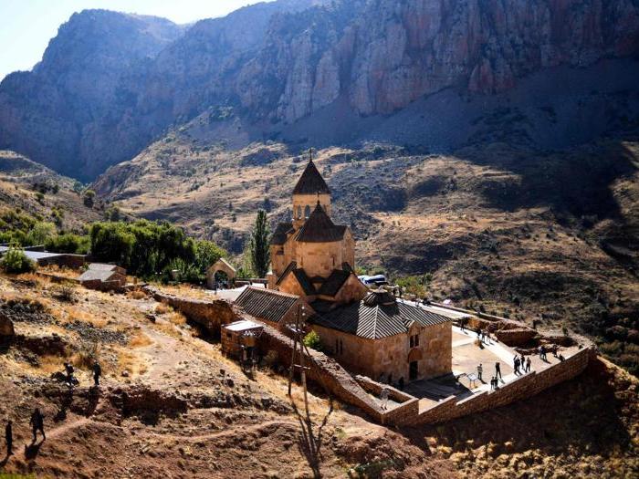 jrdelalamo's tweet photo. Cartoline dall’#Armenia https://t.co/TsfV9Hnp3l #viaggio .@sole24ore #fotografia https://t.co/m5lqxCtccw