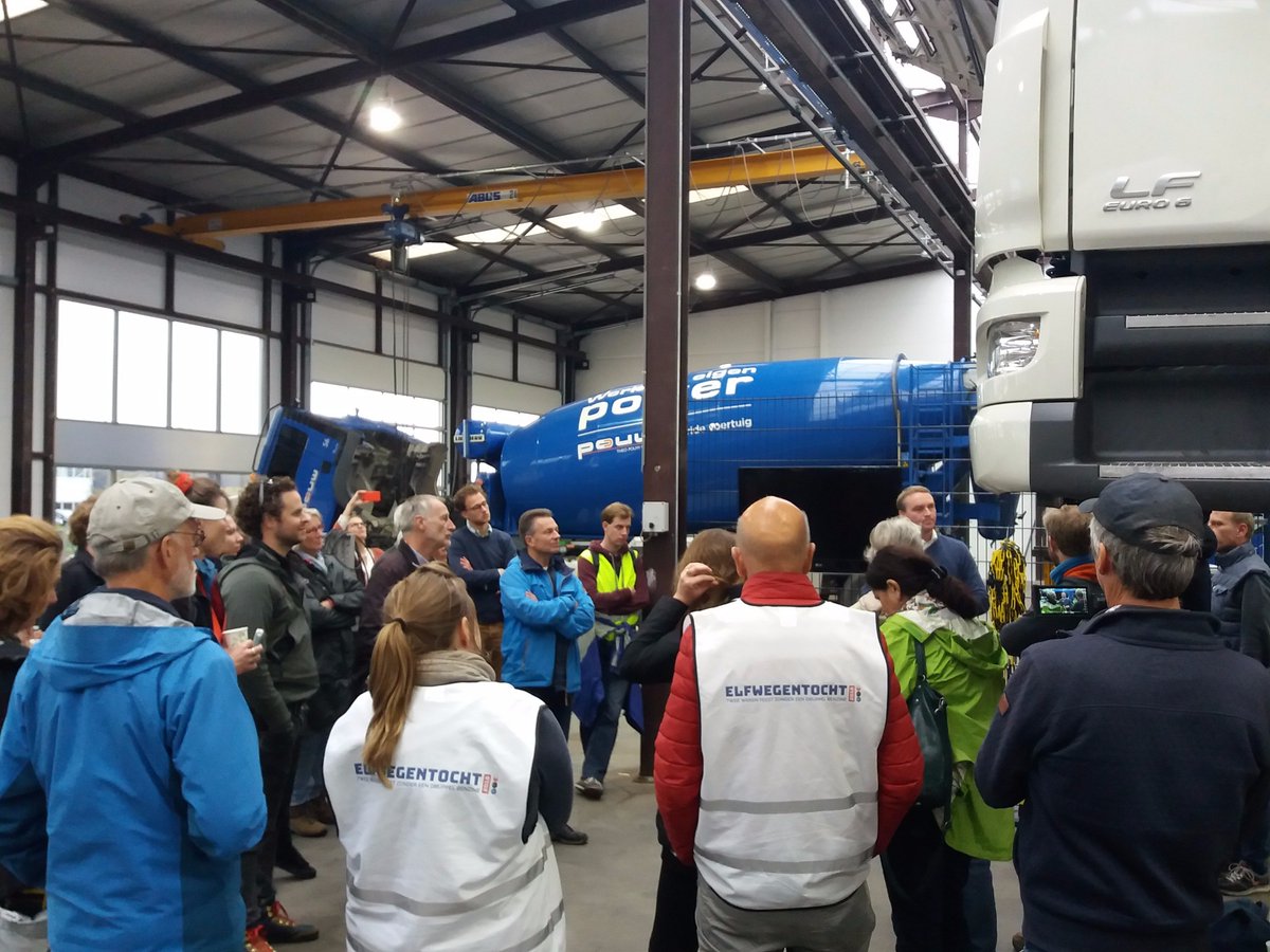 Vanmiddag hebben wij deze fietsers mogen ontvangen #friesefietstocht. Om hen wat te vertellen over ons duurzame product: de Electric PTO