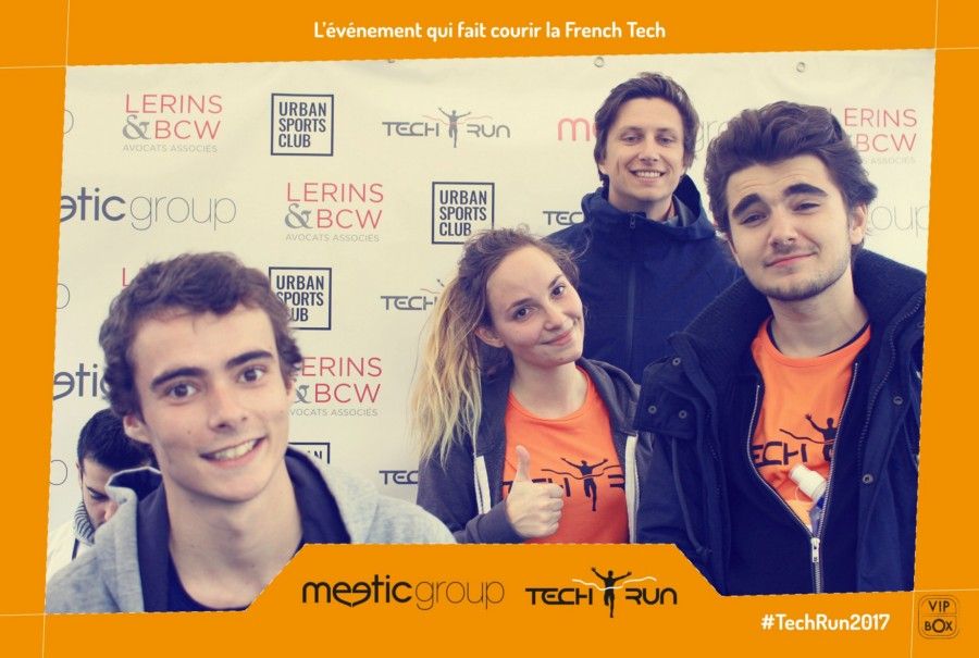 tracktl's tweet photo. Tracktl est partenaire de la #TechRun2017 ! Ce samedi, on a participé sur tous les fronts : animation musicale, encourager et ... courir ! 🏃 https://t.co/4AMINaQ0sG