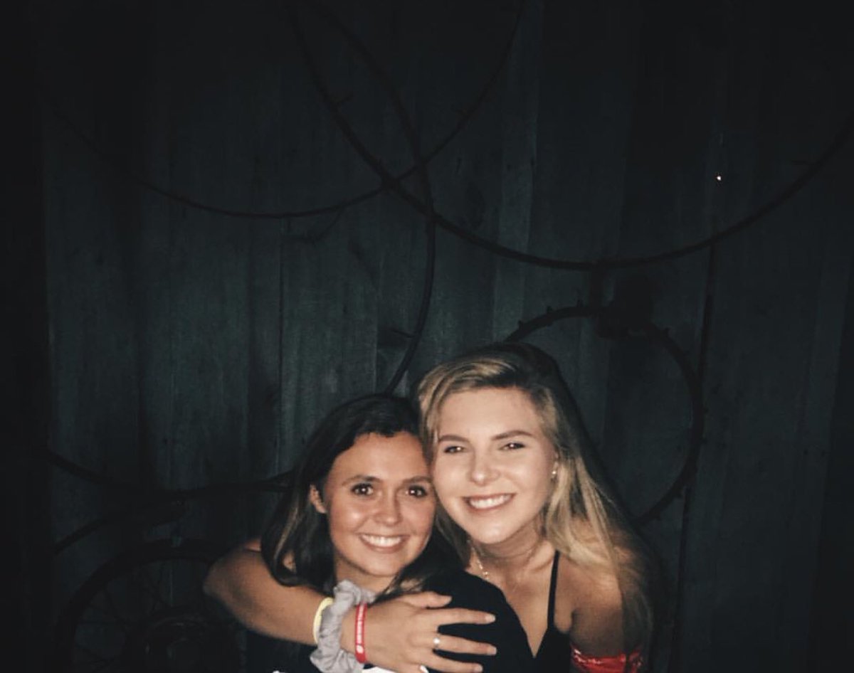 Alpha Xi Delta-UIUC tweet media