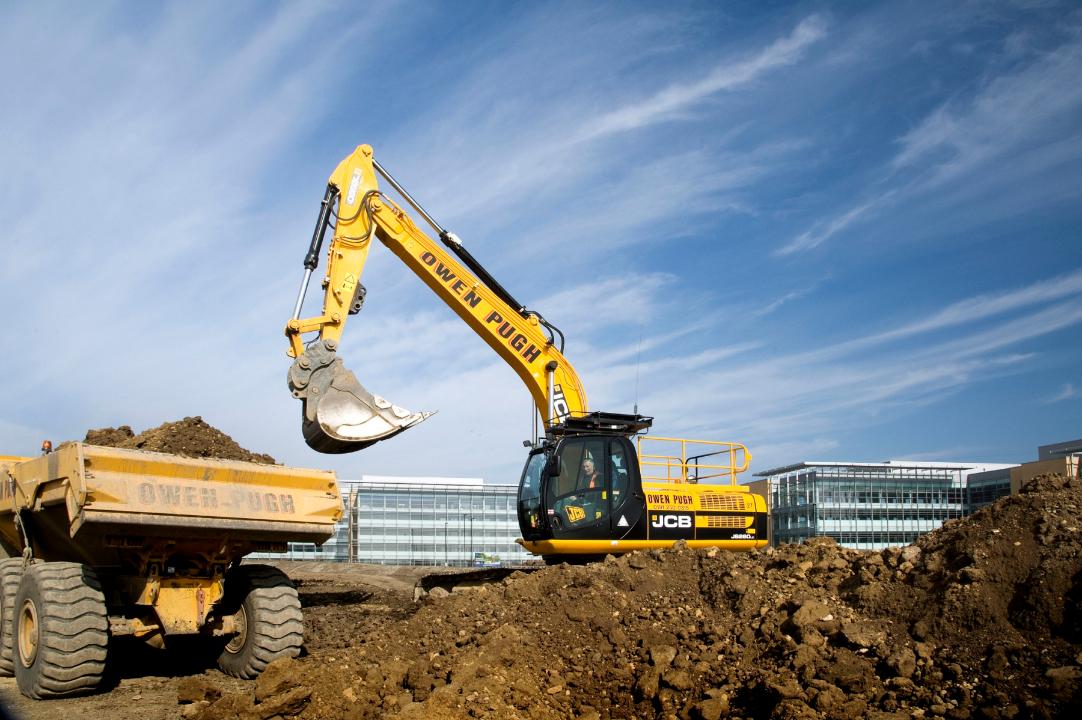 Skout4me's tweet photo. 300 #jobs in jeopardy as Owen Pugh civil #engineering firm calls in administrators! https://t.co/wKgEpStth3 https://t.co/NlbaApTkVi