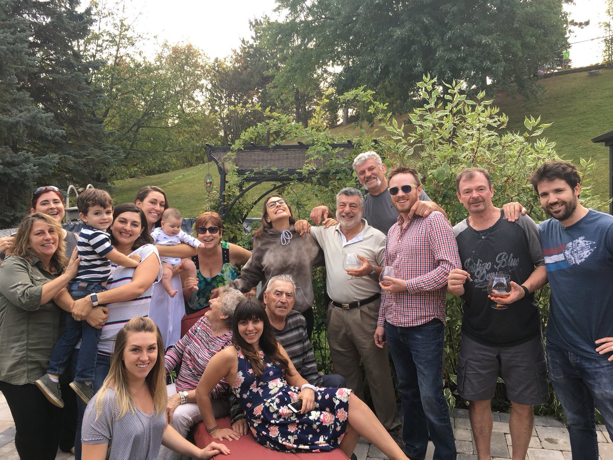 Gabs_ox_'s tweet image. Happy thanksgiving from the Gironda-Seymour clan ❤️