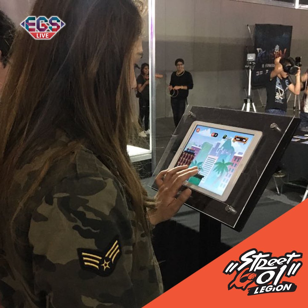 Gracias a todos los que nos visitaron en @EGS_Live , y sobre todo por toda la retro de nuestro juego #StreetGolLegion.  ¡Esperenlo pronto!