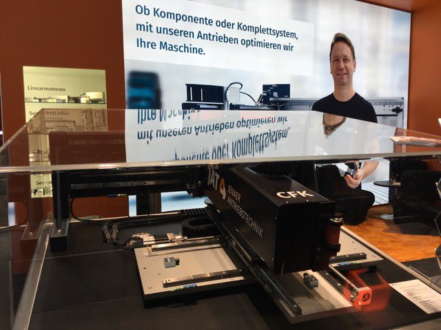 DirkSchaar's tweet photo. Ob #Komponente oder Komplettsystem - JAT #Jenaer #Antriebstechnik optimiert #Maschinen #Motek17 #Stuttgart #Motek2017 https://t.co/IH9Z8egV8I