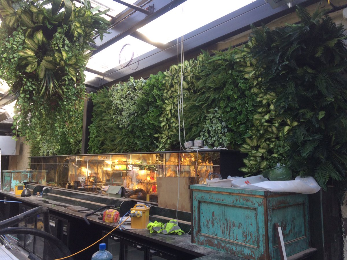 OutsideOptions's tweet image. A busy day for the crew carrying out a plant fit-out at a newly refurbished Dublin City Center venue