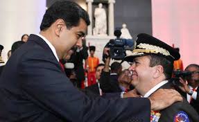 fuenteseliz's tweet photo. Los candidatos de Maduro ahora se niegan a retratarse con el... https://t.co/lBM2gQGfFT