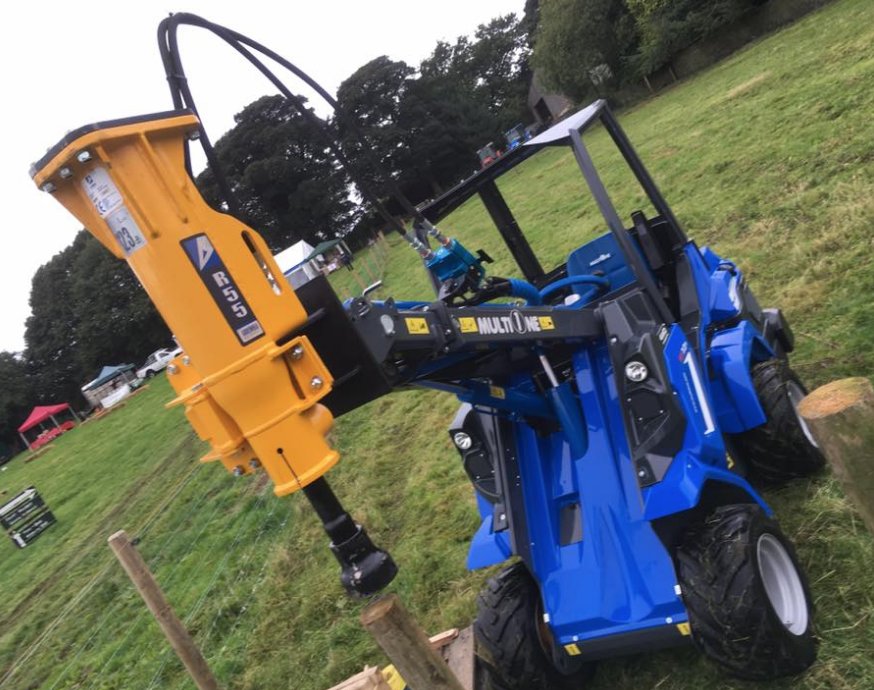 MultioneUk's tweet photo. Join #multioneuk @TheShowmansShow STAND 272/AVENUE F. #multifunction #loader 7 Series with Stake Installer Attachment. #fencing #events https://t.co/OoyrT8hEgF
