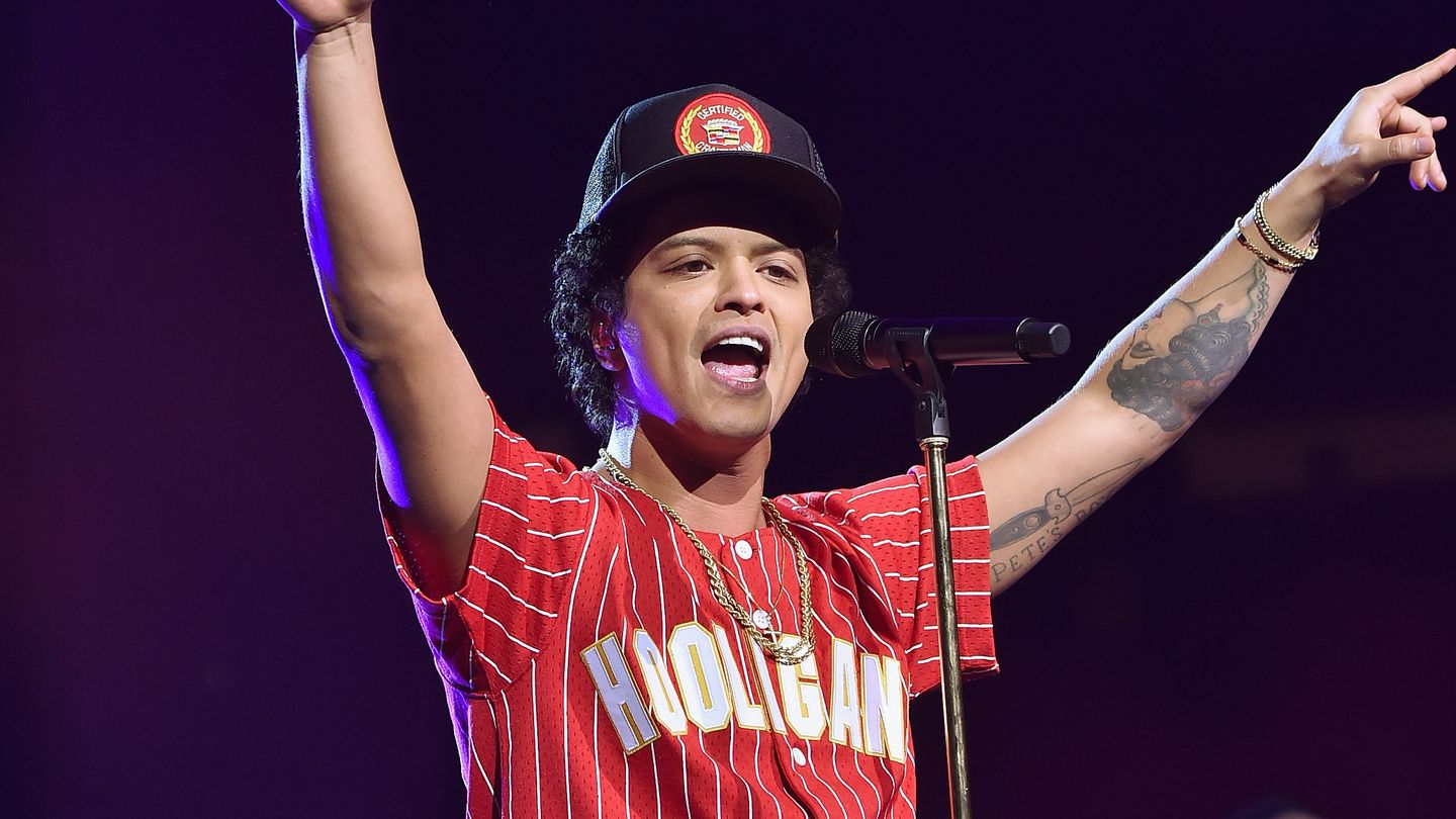 Bruno Mars Fans (Including Beyoncé And Lady Gaga) Wish Him A Happy Birthday  