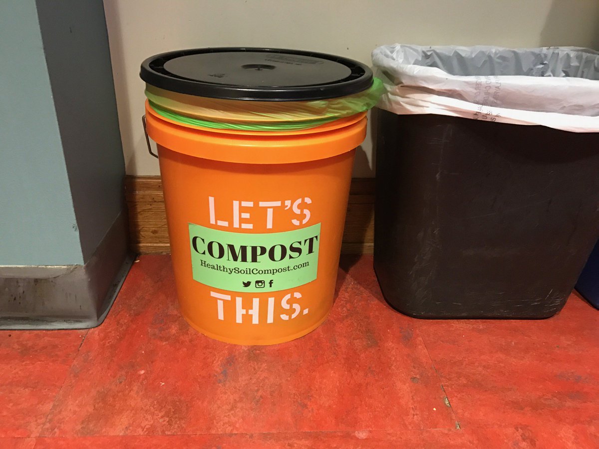 Read about our office's recent experience starting a compost program with pickup from Chicago's <a href="/HSCompost/">Healthy Soil Compost</a>.
bit.ly/2fWCvpT