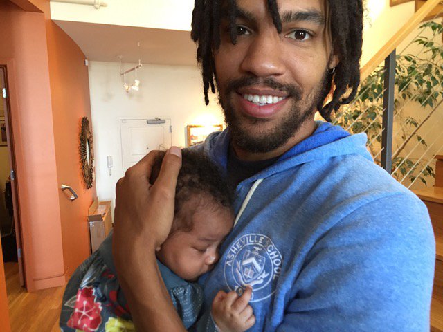 Durham can become the community we've always dreamed it could be
VOTE Durham's Future Pierce Freelon <a href="/piercefreelon/">Pierce Freelon</a>