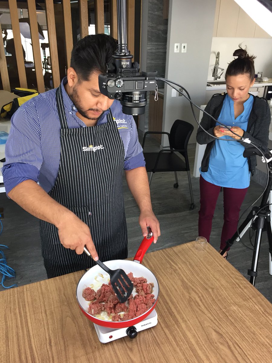 blastraf's tweet image. Hard at work #SimplotMexico @Simplot_Foods #CulinaryCenter #Potato