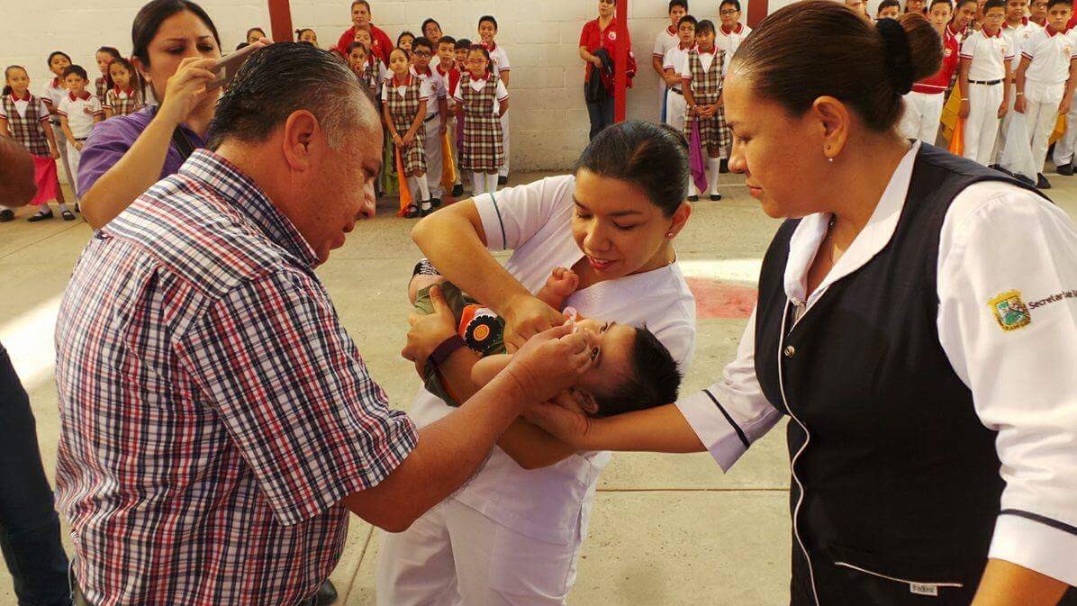 DIF_Torreon's tweet photo. DIF Torreón asistió al arranque de la Semana Nacional de la Salud 2017 en el Colegio Bilingüe de la Laguna.@JorgeMoranD https://t.co/QY7buY0Njf