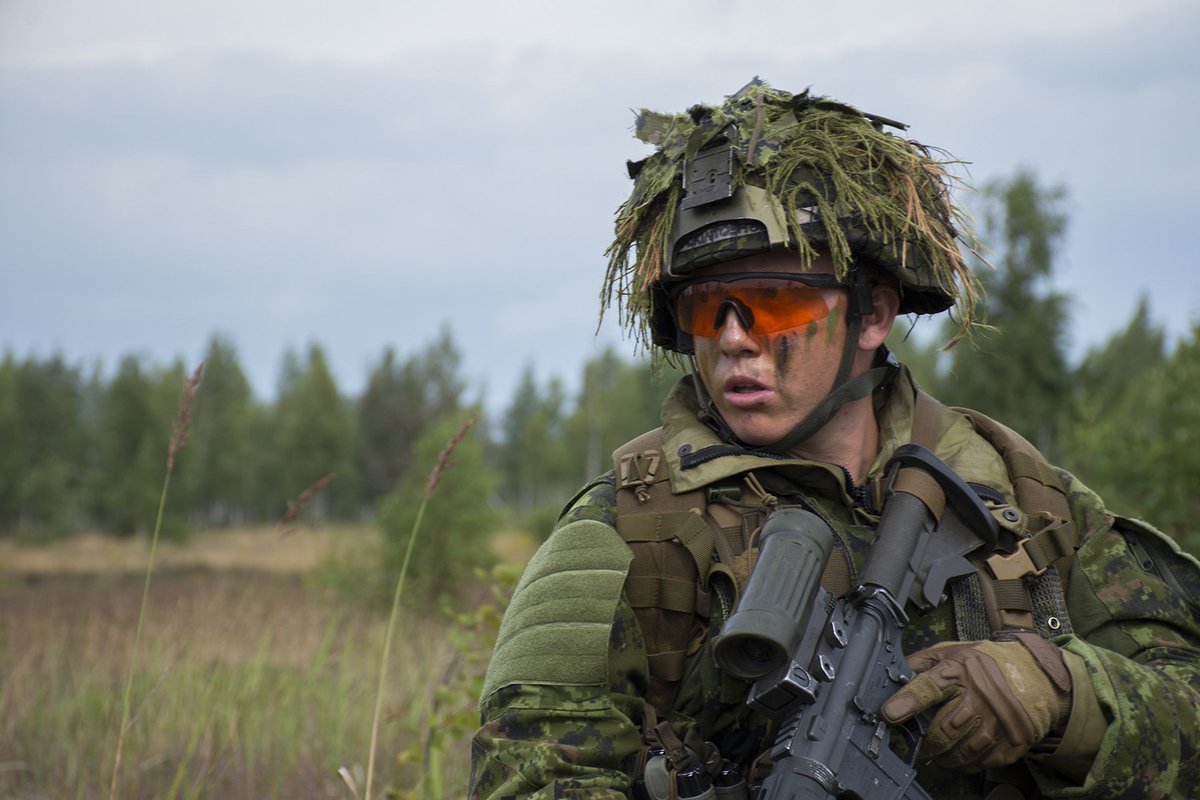 CJOC_COIC's tweet photo. We are thankful for our @CanadianForces members who are deployed on operations around the world. Happy #Thanksgiving! https://t.co/hNKgrm33Gz