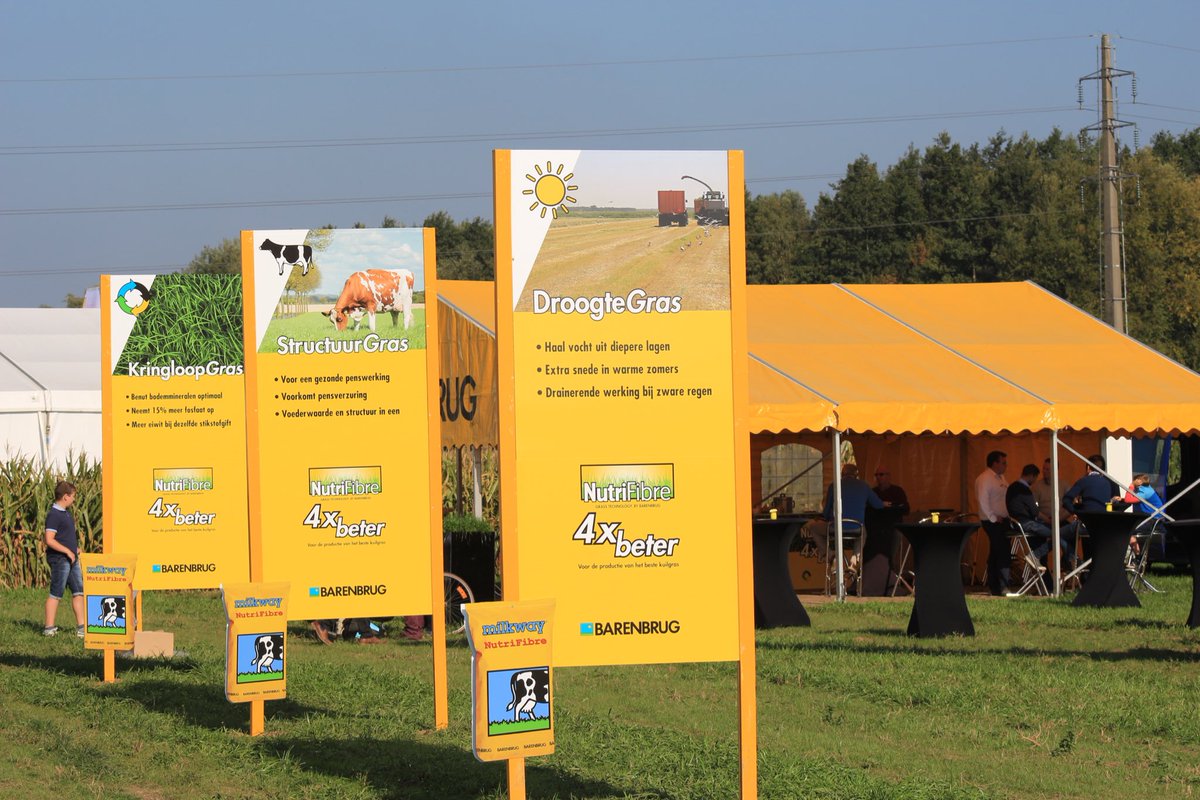 DPN_LS's tweet image. Wij hebben als DPN Rikken Print de complete signing verzorgd voor dit event , reclameborden , panelen in contouren gefreesd .#buitenreclame#