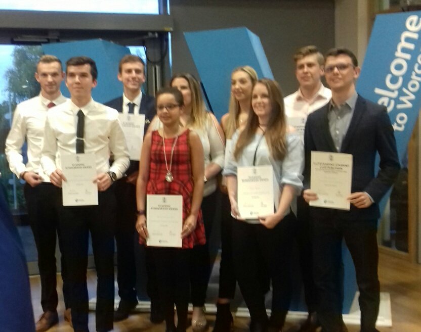 UniWorcSSES's tweet photo. Our @UniWorcISES academic scholarship and outstanding contribution prize winners for 2016/17 #teamworc https://t.co/VlaSU94ePr