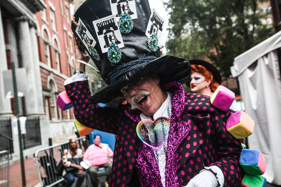 PennLive's tweet photo. OutFest 2017 in Philadelphia: More than 35,000 attend the LGBTQ celebration #PhillyOutfest https://t.co/059dgQ0qCx https://t.co/6ZZF29ERi5