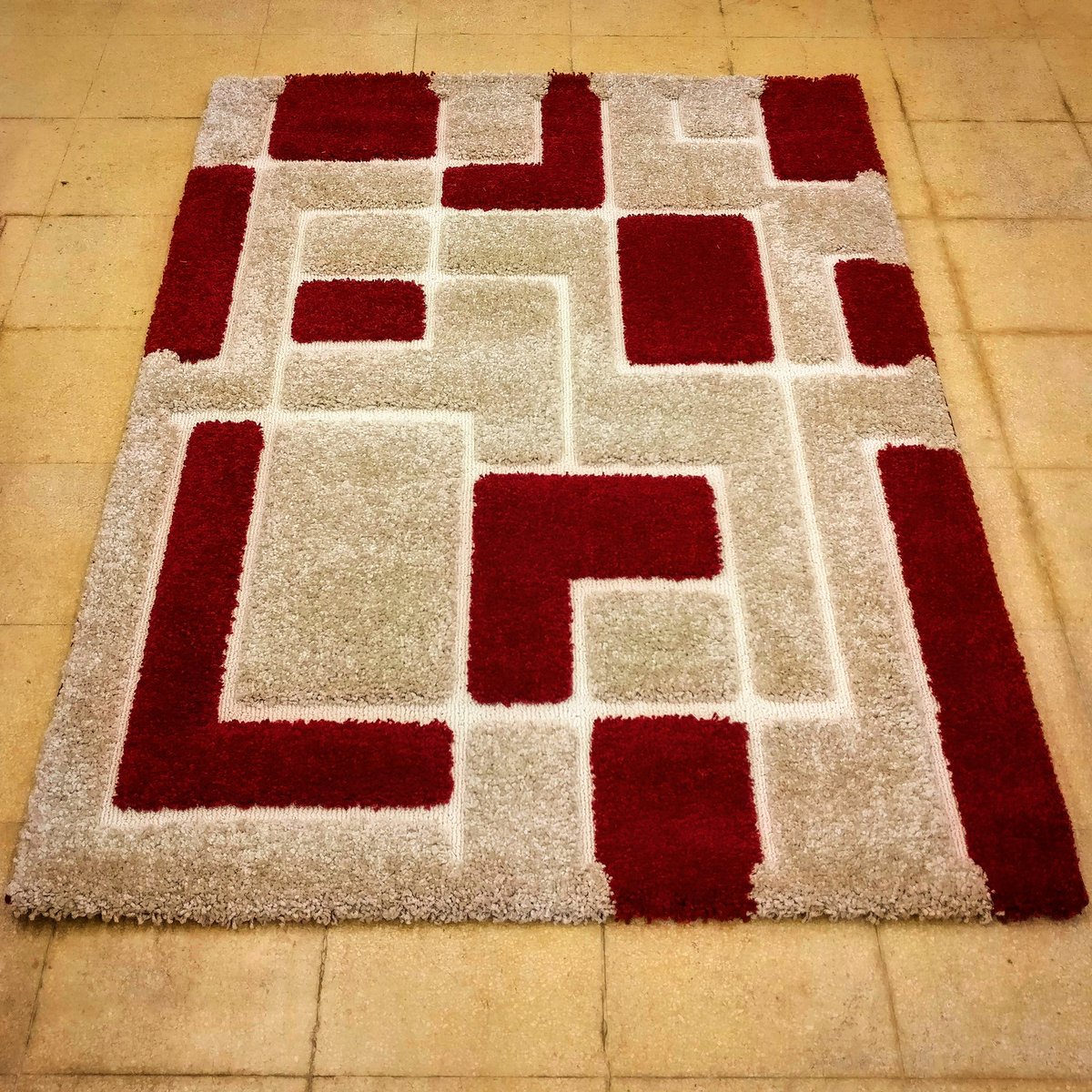 hoffurniture's tweet photo. Keep your feet happy this winter 😎Beautiful rugs now in stock! Grab a bargain 👌
#rug #love #red https://t.co/N34oQRD7qy